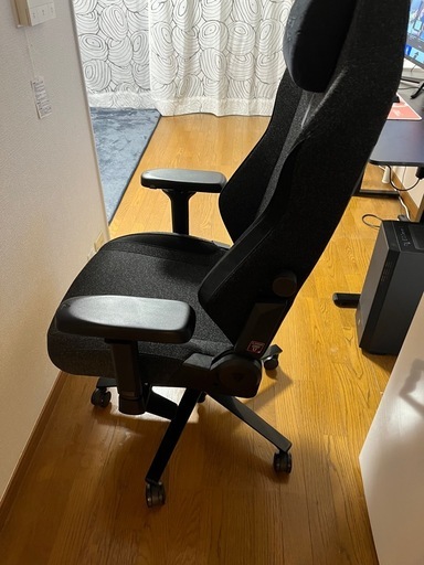 Secretlab TITAN Evo Rゲーミングチェア ファブリック ブラック