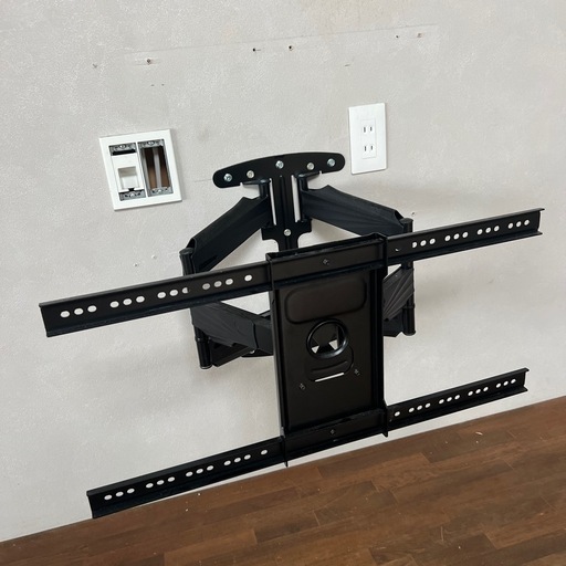 壁掛けテレビ金具