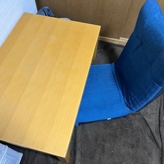 良品計画 ローテーブル＋ニトリ折りたたみ座椅子セットをお譲りしますの画像