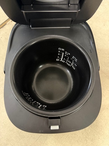 2022年　TOSHIBA 炊飯器　3合　IH