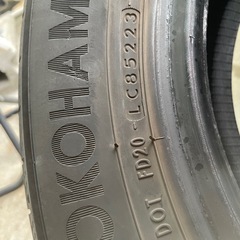 タイヤ2本205/60R16 ヴォクシーなどの画像