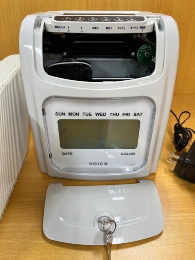 タイムレコーダー　セット 鍵2本付き カードラック付き 未使用タイムカードあり