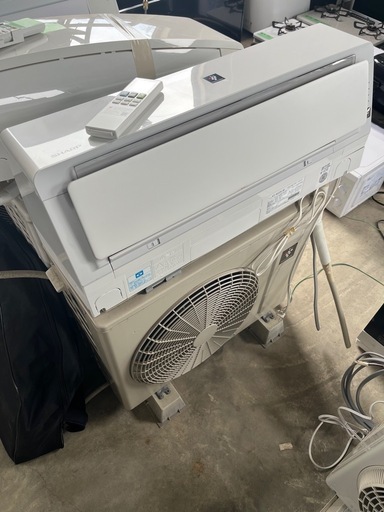 最終値下げ　シャープ　エアコン　プラズマクラスター25000搭載　2.2kw  主に6畳用　