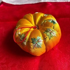 韓国の生地/ハギレとピンクッションの画像