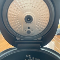 炊飯器(三号炊き)の画像