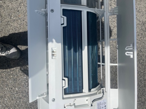 ヤマダ電機ブランド2020年式10畳用エアコン取付込‼️