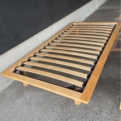 ◆早い方優先！！　無印良品　人気のシングルベット　収納付き☆の画像