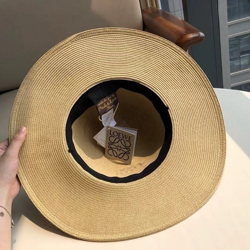 LOEWEロエベレディースハット帽子
