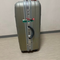 スーツケースの画像