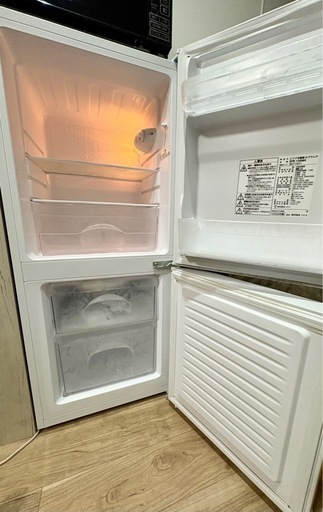 ニトリ2ドア冷蔵庫Nグラシア106L 2020年製NTR-106 (進撃のおマツ) 鬼塚
