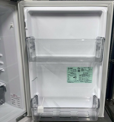 冷蔵庫【配達無料お届け設置出来ます?都内近郊?】✨信頼の三菱製❄️146ℓ容量✨静音.省エネ✨除菌クリーニング済の極美品✨他にも冷蔵庫