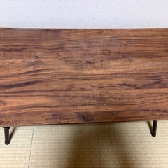 【取りに来ていただける方限定】折りたたみ机の画像