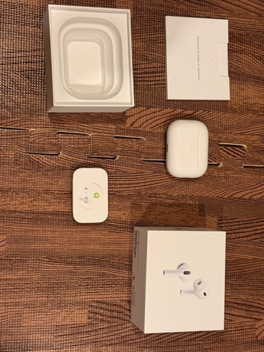 Apple AirPods Pro (第2世代) 左耳充電不良あり 箱付き【公式通販】