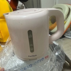 電気ポットの画像