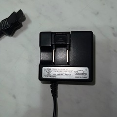 【取引完了】【ジャンク】FOMA 充電器の画像