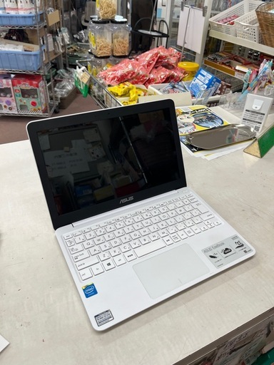ASUS Eeebookノートパソコン