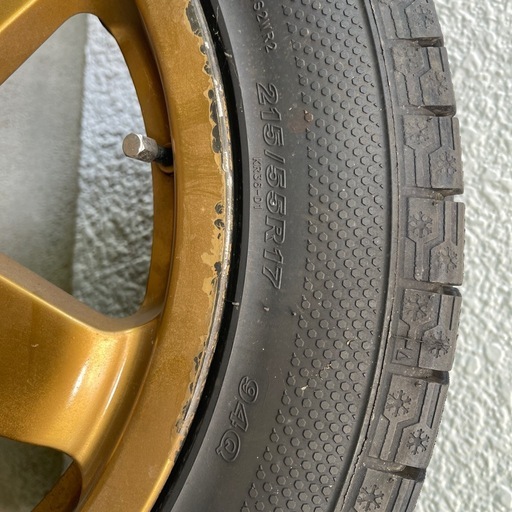 17インチホイールとスタッドレスセット