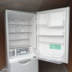 B5h9p4  送料設置無料 日立　自動製氷器付き大型冷蔵庫　302Lの画像