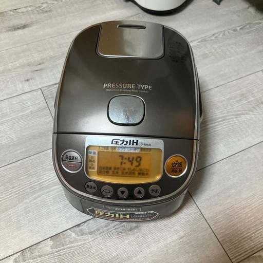 炊飯器 (たろー) 谷町四丁目のキッチン家電《炊飯器》の中古あげます 炊飯器 (たろー) 谷町四丁目のキッチン家電《炊飯器》の中古あげます