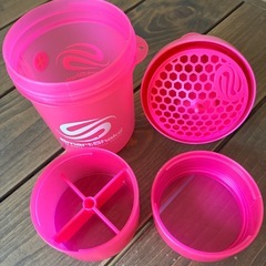 smartshakeピンクプロテインシェイカーの画像