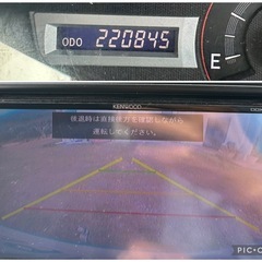 トヨタVOXY8人乗り（ヒッチメンバー、バックモニター付き）の画像