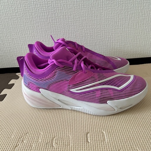 　バスケットシューズ　PUMA オールニトロ