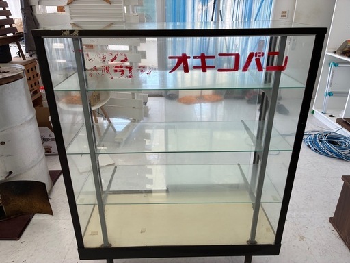 ガラス棚