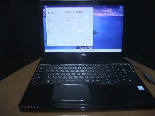 FUJITSU LIFEBOOK AH47/U FMVA47UBC i7 (shin) 柏のノートパソコンの