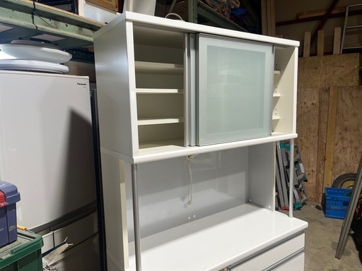 キッチンボード　カップボード　食器棚　松田家具製　ホワイト　上下２分割セパレートタイプ　エステックレール　コンセント付き　高級家具メー