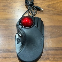 ELECOM HUGE トラックボールマウスの画像