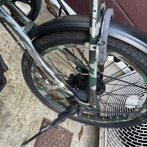 2019年モデル  迷彩柄  Jeep 自転車