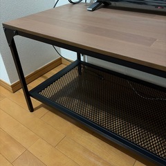 テレビボードの画像