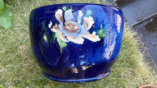 
「大型睡蓮鉢 瑠璃釉 花柄 直径45cm 陶器鉢 メダカ鉢 ビオトープ」