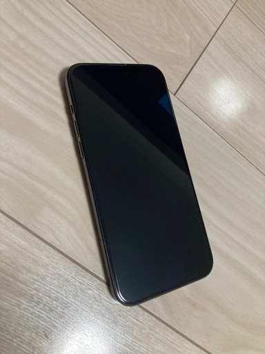 本商品は、Apple iPhone15Plus 128GBです。 美品