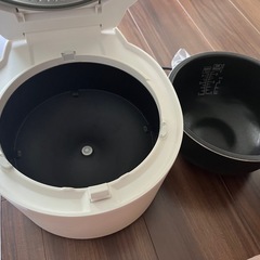 炊飯器 5.5合 5合 アイリスオーヤマ アイリス RC-ISA50-W IHジャー炊飯器 IH炊飯器 5.5合炊きの画像