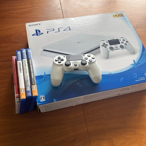 PS4 コントローラー2個、ソフトあり