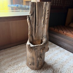 木製台座の画像