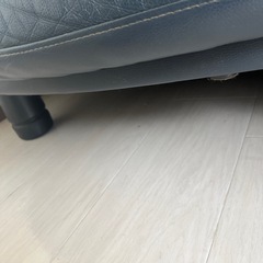 今日中！！3人がけ革ソファーの画像