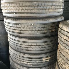 【T00324】　トラック　タイヤ　ブリジストン　BS　R225　8.25　R16　LT　14㏚　10本　タイヤのみ　中古　現状販売　【直接引取限定】の画像