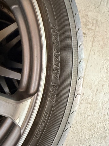 アルミホイール　215／45R17  2021年
