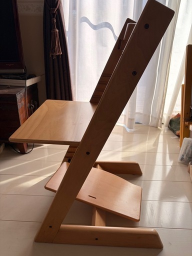 ストッケ交渉中stokke イス　chair 高さ調節可能　　