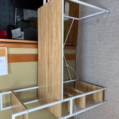 パソコンデスクの画像
