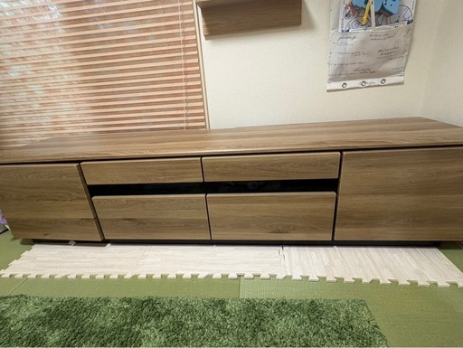 テレビボード