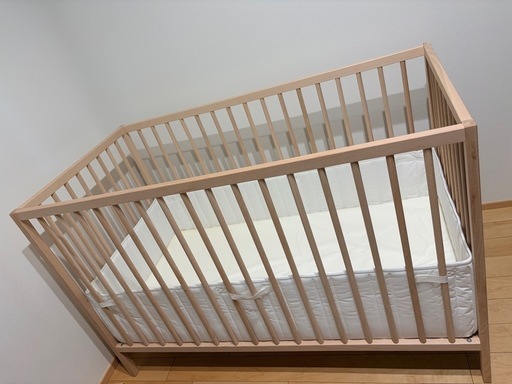 IKEA  スニーグラル　ベビーベッド60×120