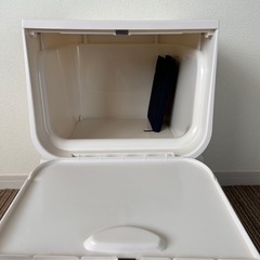 収納ボックスの画像