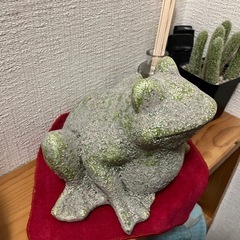 カエルの置物の画像