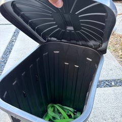 キャンピングカーバケツリアラダーに取り付け可能の画像