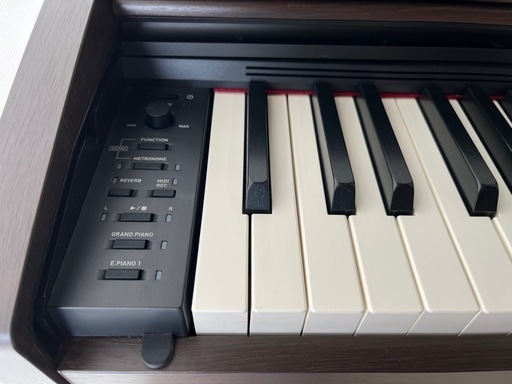 コンパクトモデルのベストセラー！電子ピアノ　CASIO PX770