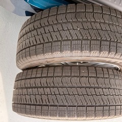 スタッドレスタイヤ（205/55R17）の画像