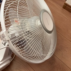 扇風機壁掛けの画像